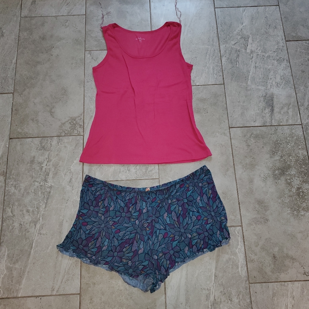 Mix & Co. Floral Pajama Set